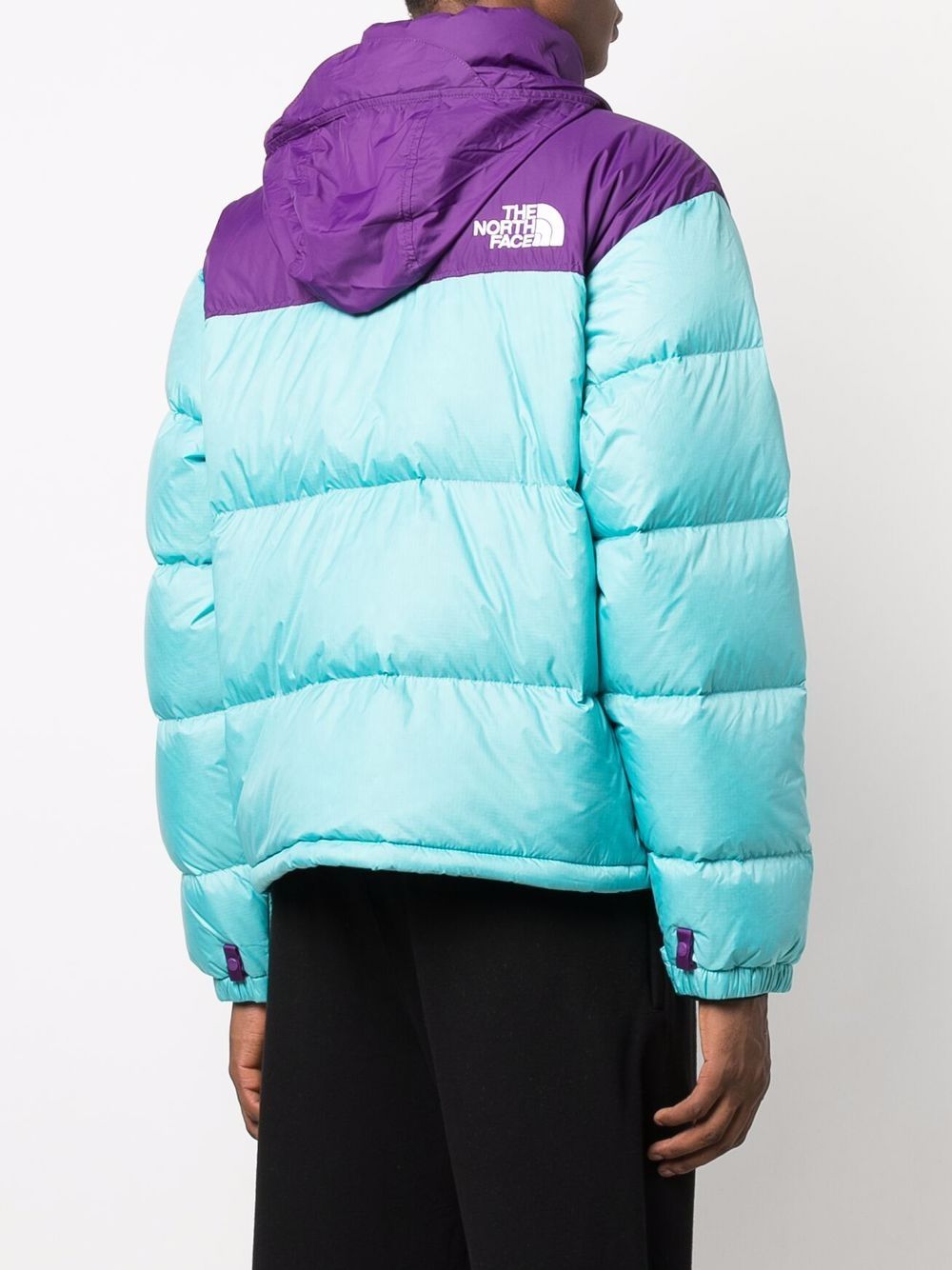 фото The north face пуховик в стиле колор-блок