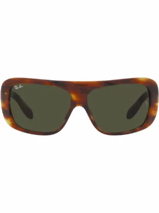 Ray-Ban
