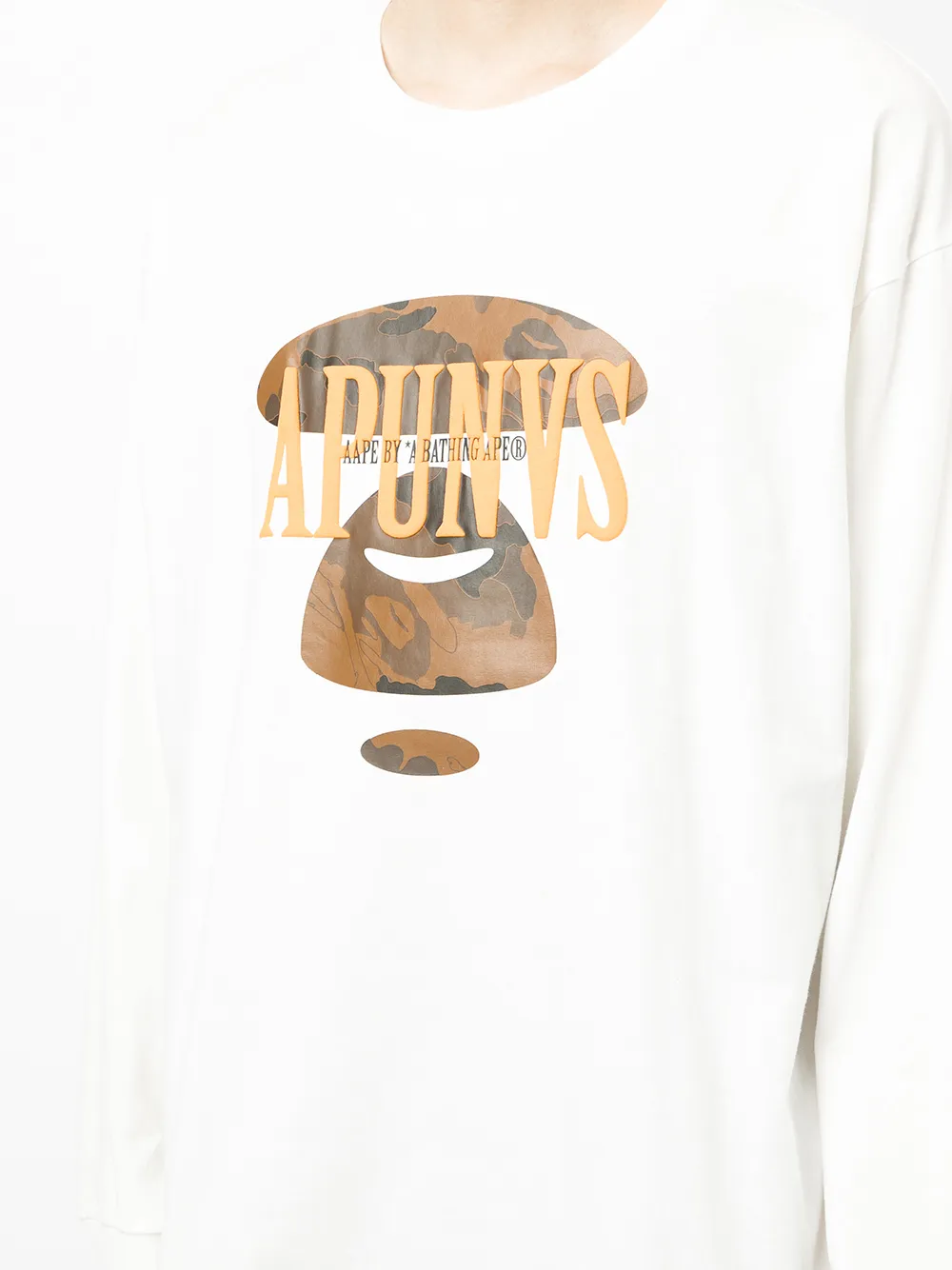 фото Aape by *a bathing ape® футболка с длинными рукавами и графичным принтом