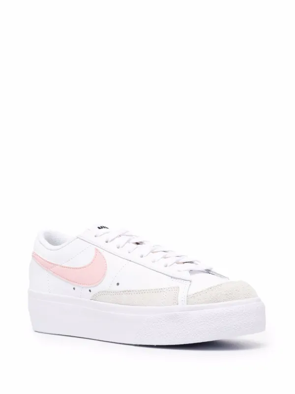Zapatillas Blazer Low Platform con cordones Nike por 98€ - Compra online  SS22 - Devolución gratuita y pago seguro