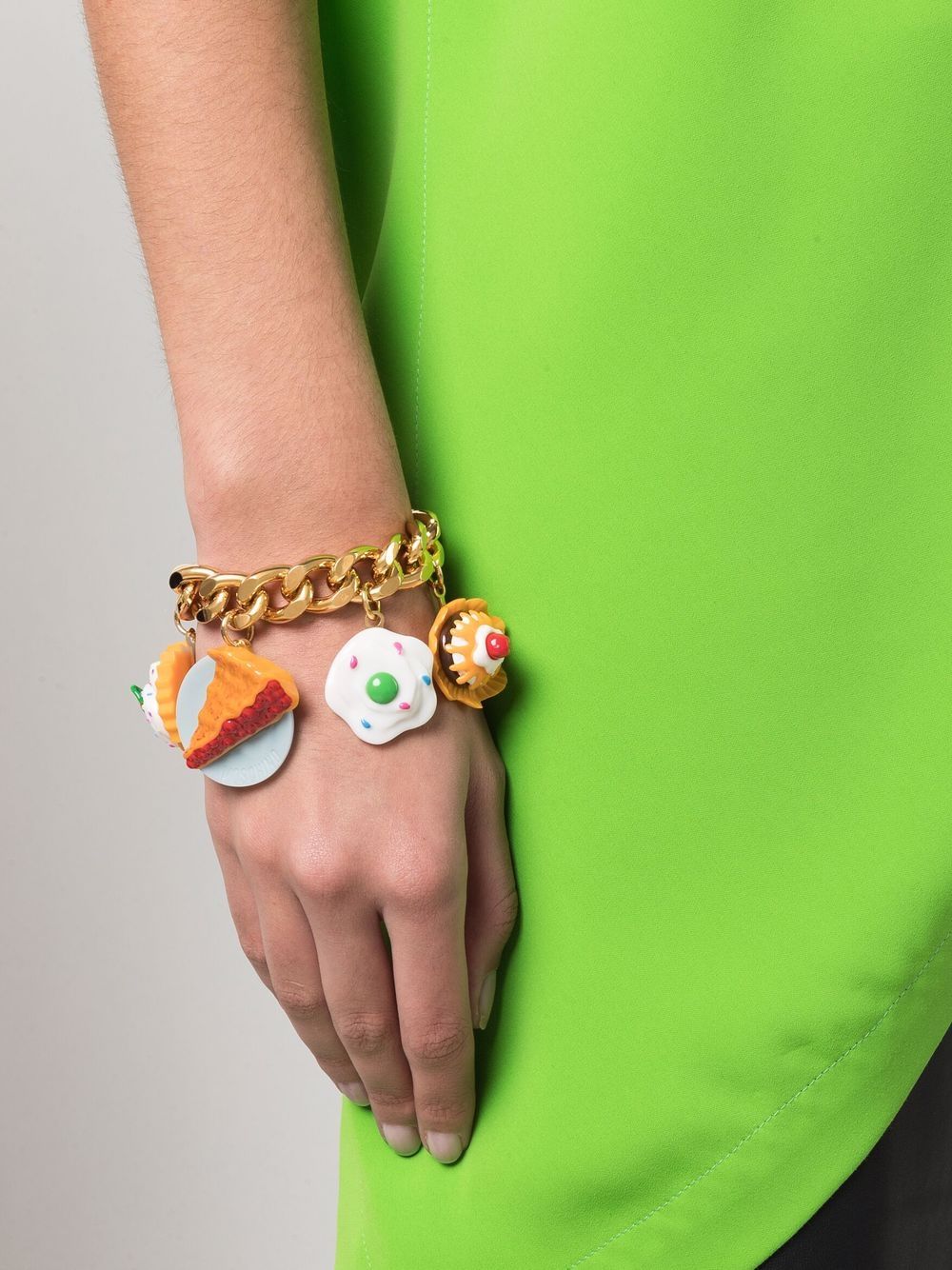 фото Moschino цепочный браслет с подвесками