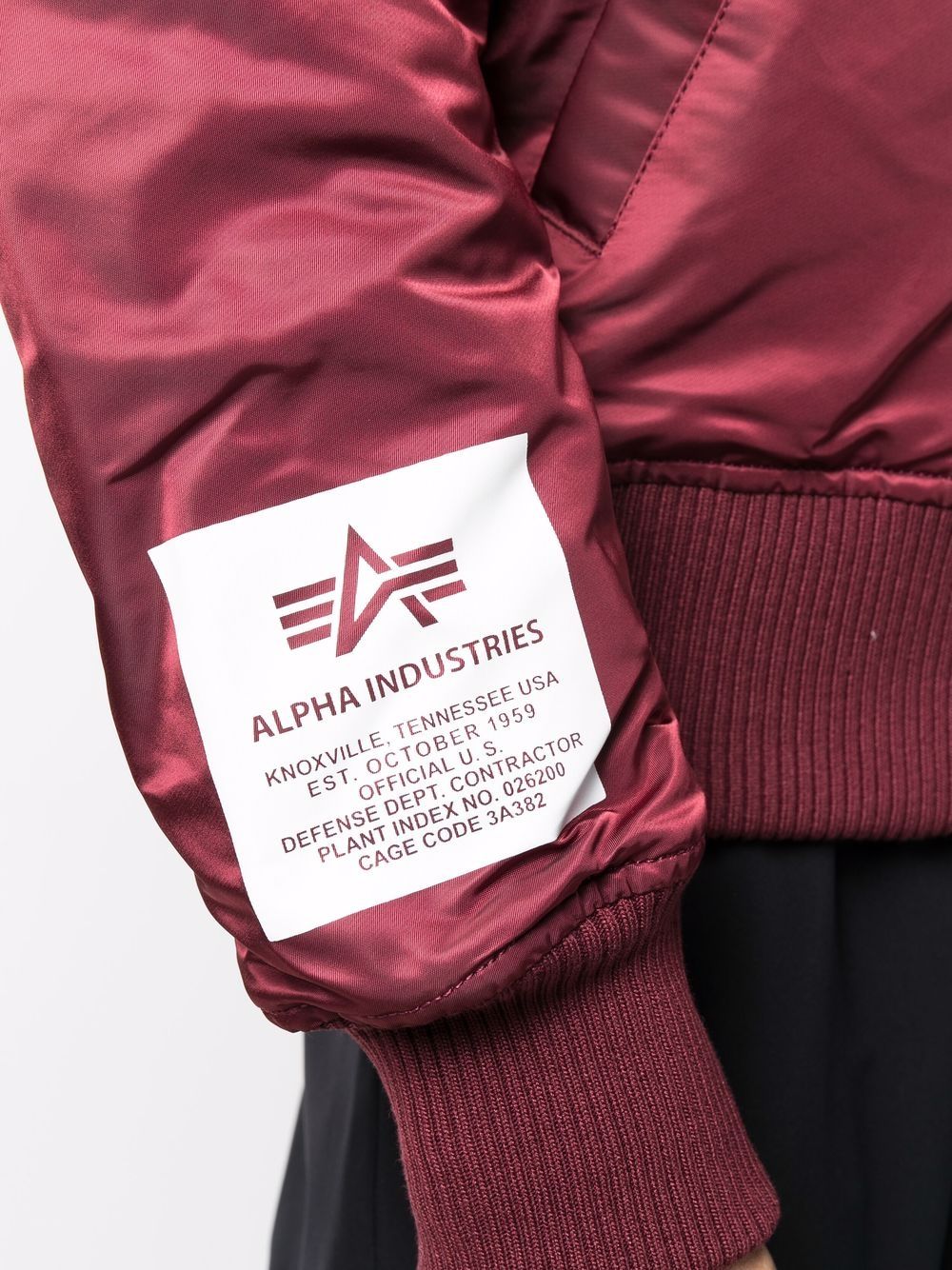 фото Alpha industries бомбер ma-1 zhp