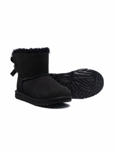 Bailey Bow II ankle boots