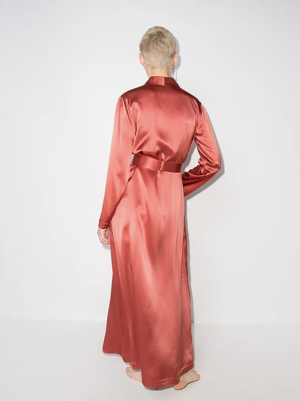 фото La perla шелковый халат с поясом