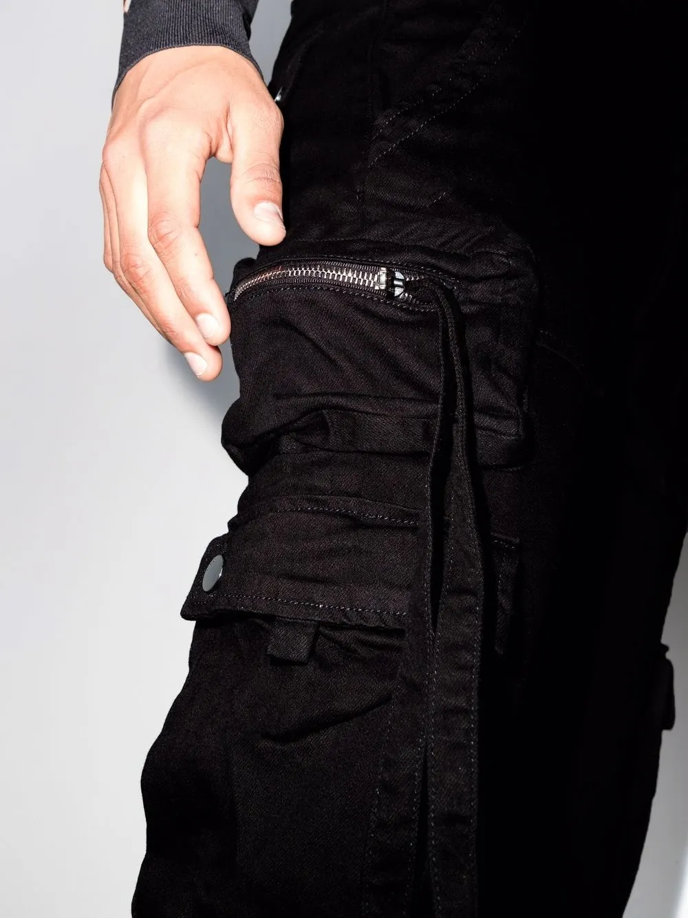 【AMIRI】万能！コンストラストステッチ Tactical カーゴパンツ