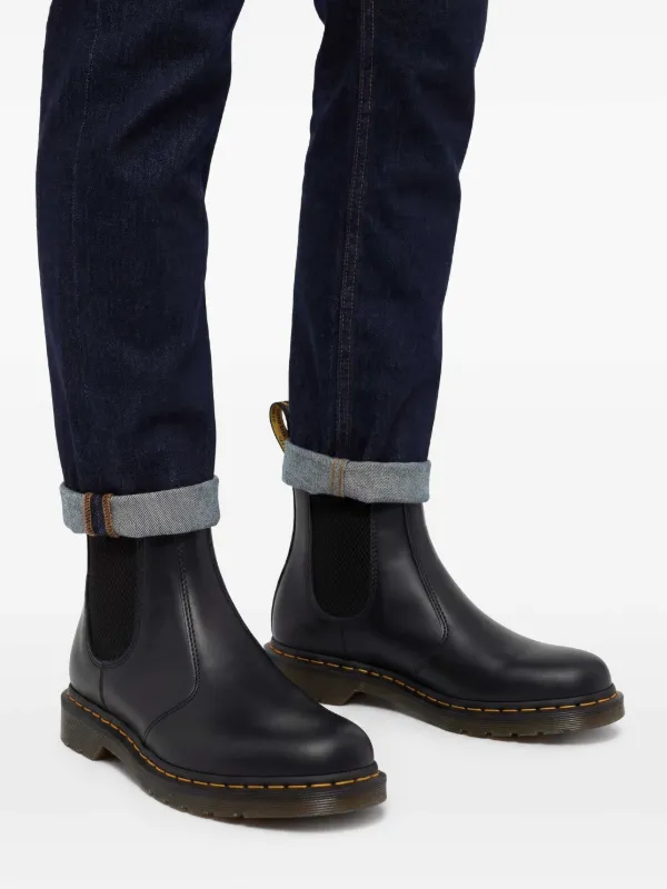 Dr. Martens 2976 Chelsea Boots | Black | FARFETCH CA
