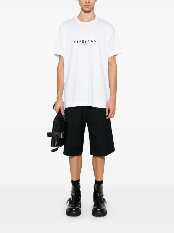 【関税&送料込み】Givenchy Givenchy Reverse T-Shirt Givenchy Reverse T-Shirt | White | FARFETCH