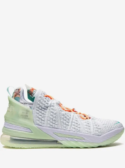 Nike x Diana Taurasi LeBron 18 スニーカー