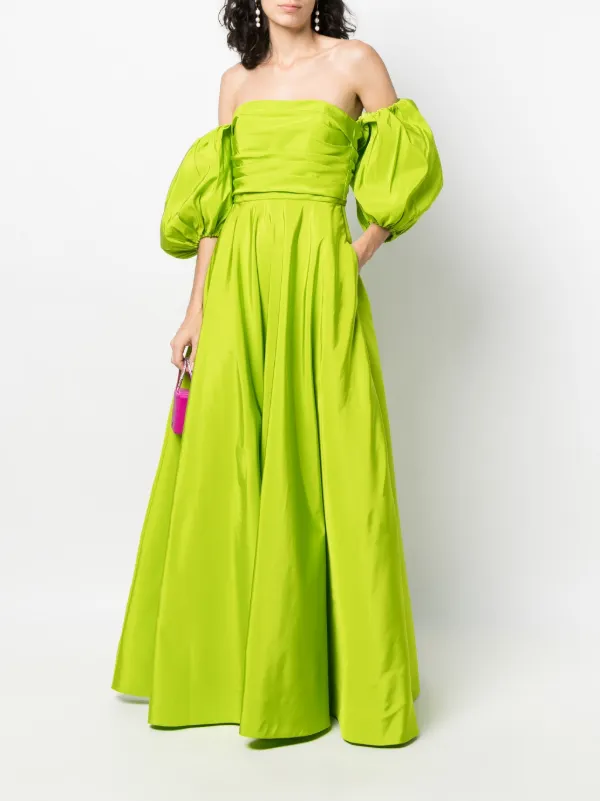 Valentino Garavani off-shoulder Floor-length dress - Green Valentino Garavani off-shoulder Floor-length dress - Green