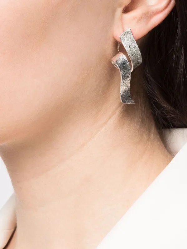 Wouters & Hendrix Swirl ピアス | シルバートーン | FARFETCH JP