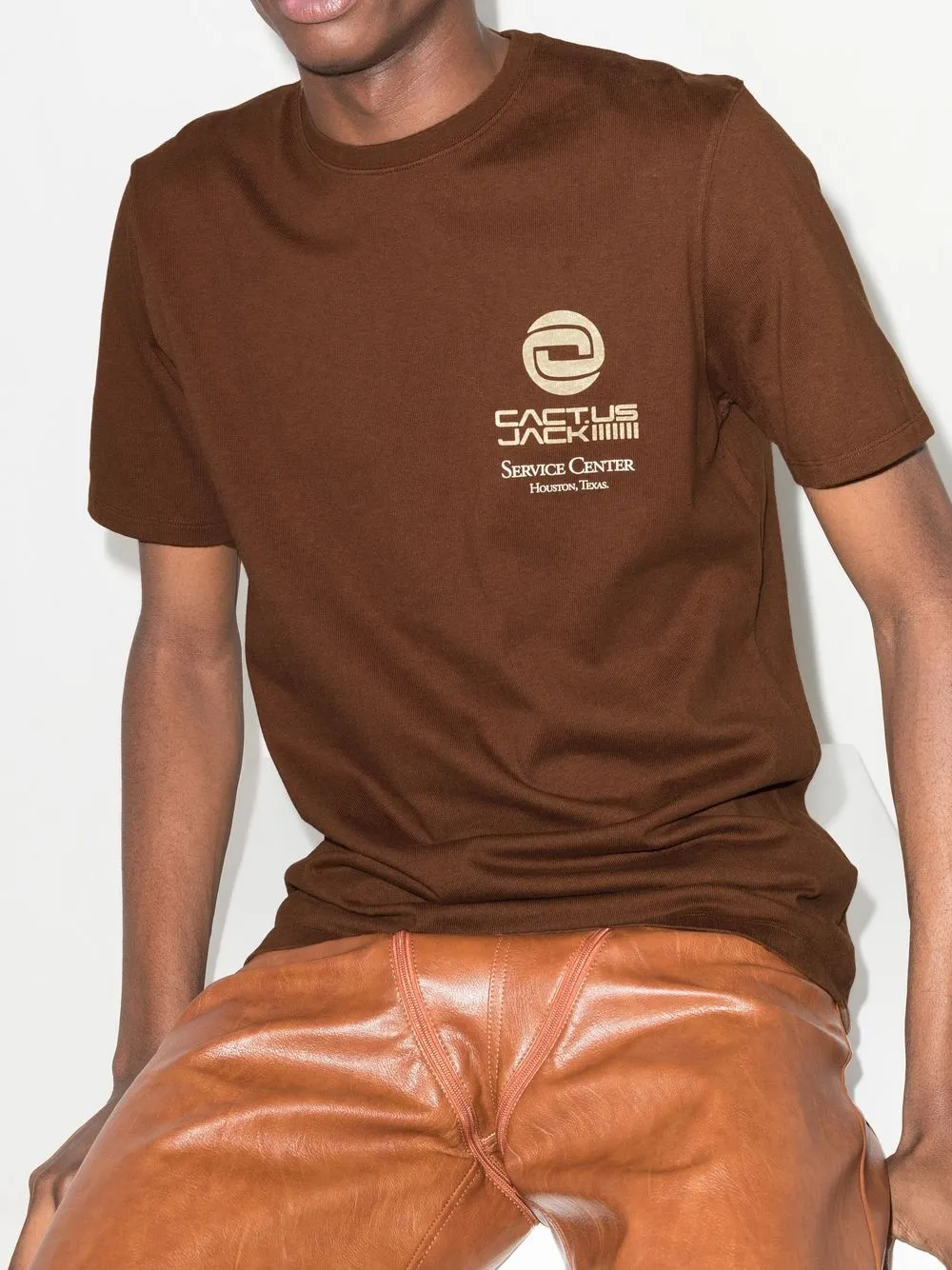 Nike T-shirt met grafische print - 259 BROWN