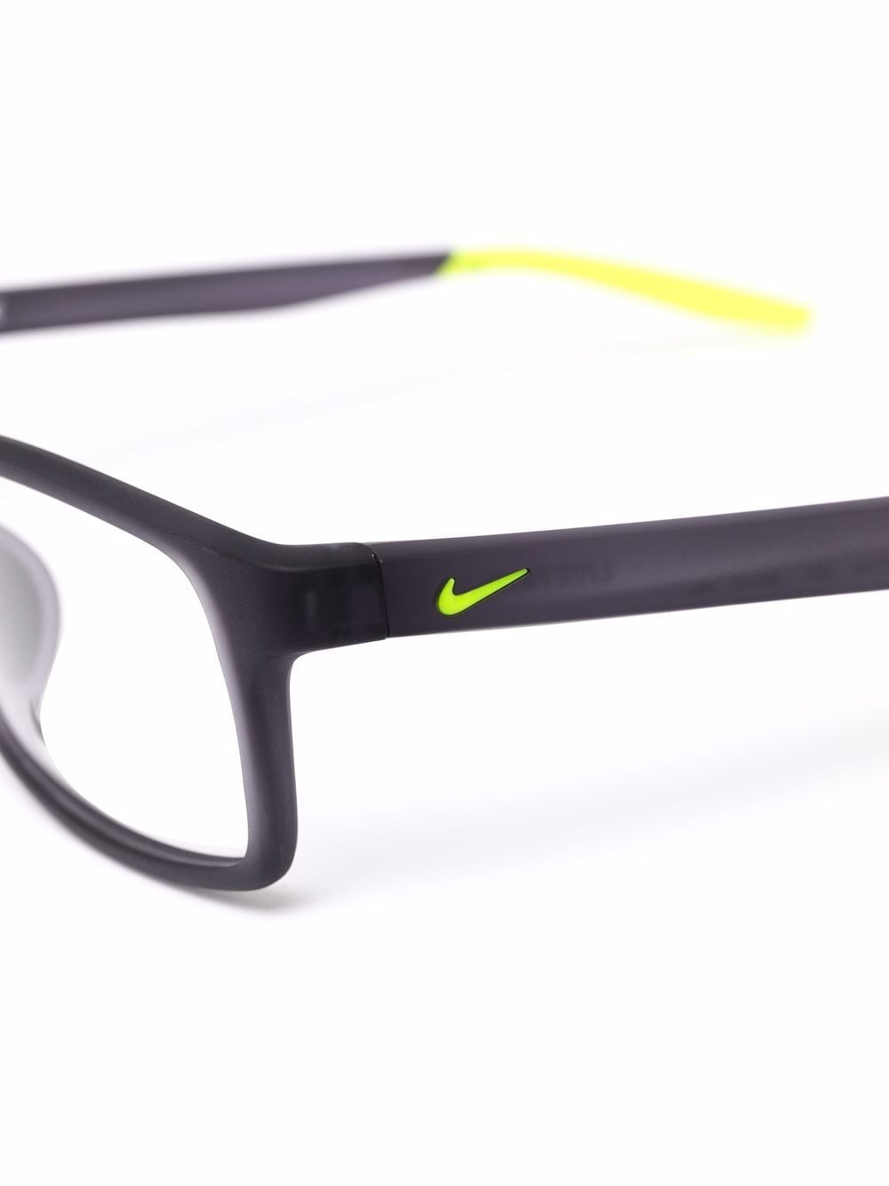 фото Nike очки с логотипом swoosh