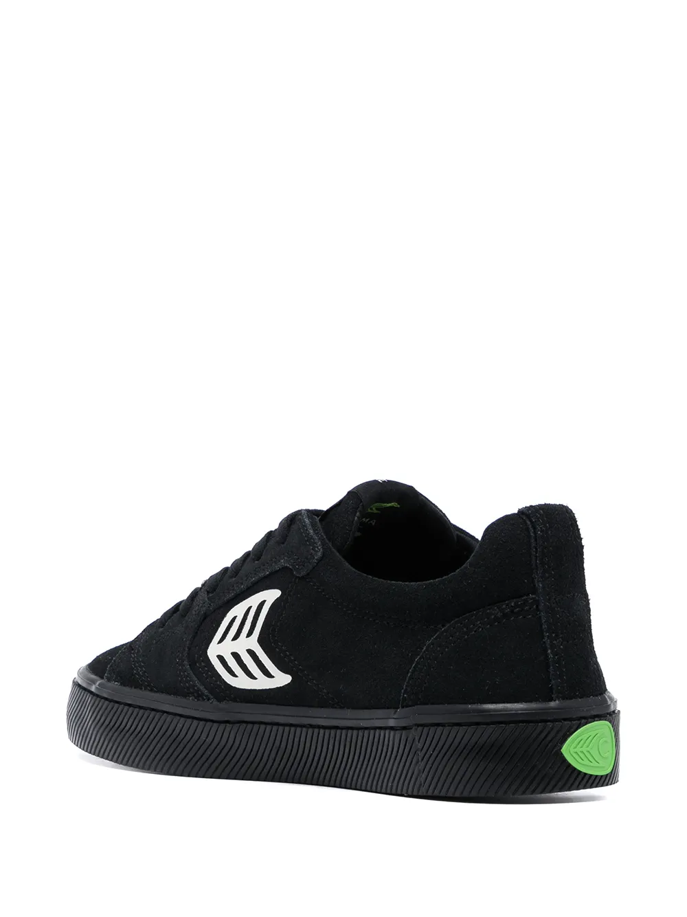 Cariuma Pro Skate Suede Sneakers In 黑色