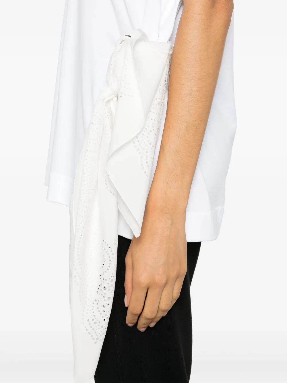 Scarf-Detail T-Shirt