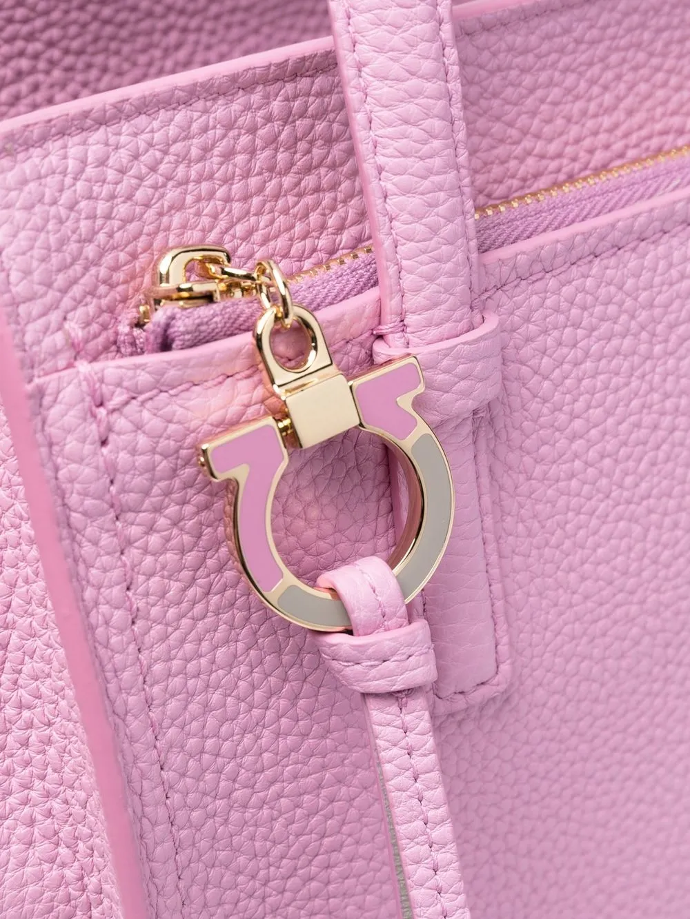фото Salvatore ferragamo сумка-тоут из зернистой кожи