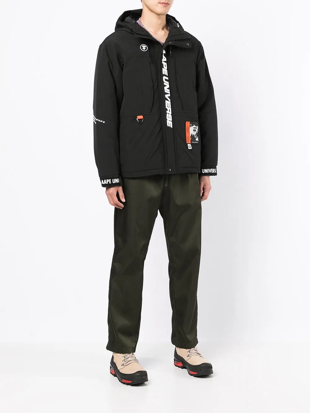 фото Aape by *a bathing ape® пуховик с капюшоном и логотипом