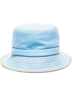 Nuova collezione di cappelli da donna di Jacquemus su FARFETCH
