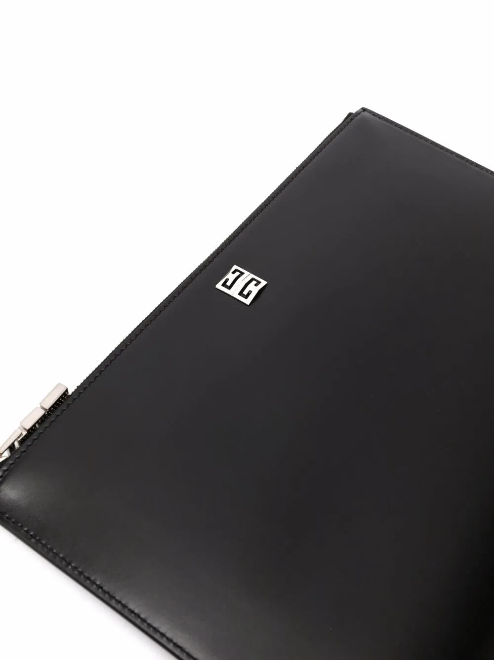 Givenchy 4g Medium Leather Clutch In Schwarz