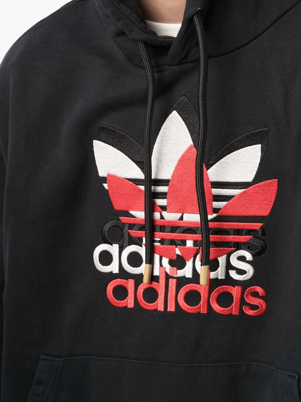 фото Adidas худи с вышитым логотипом