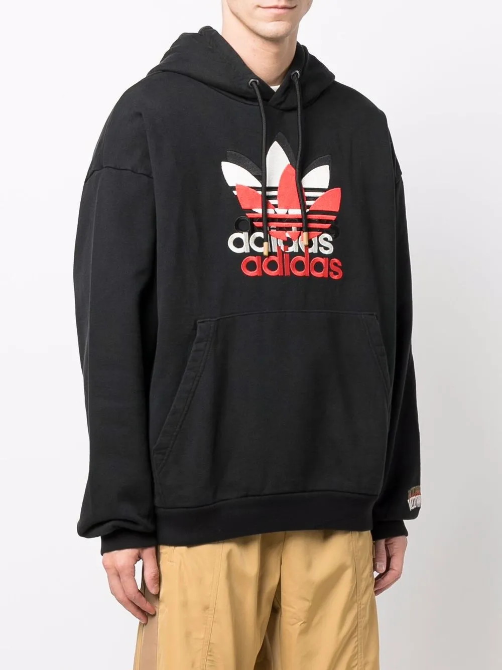 фото Adidas худи с вышитым логотипом