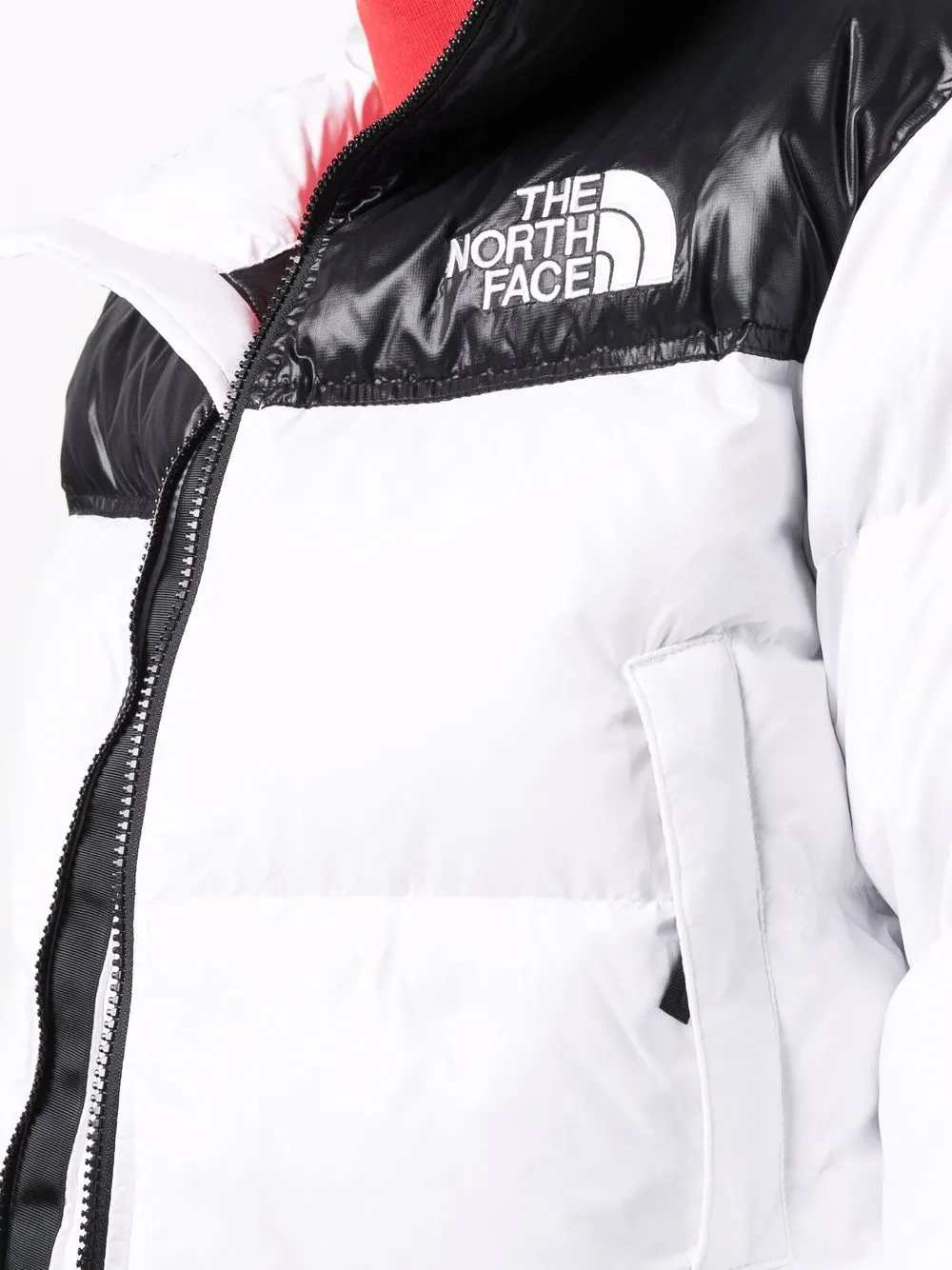 фото The north face короткий пуховик nuptse