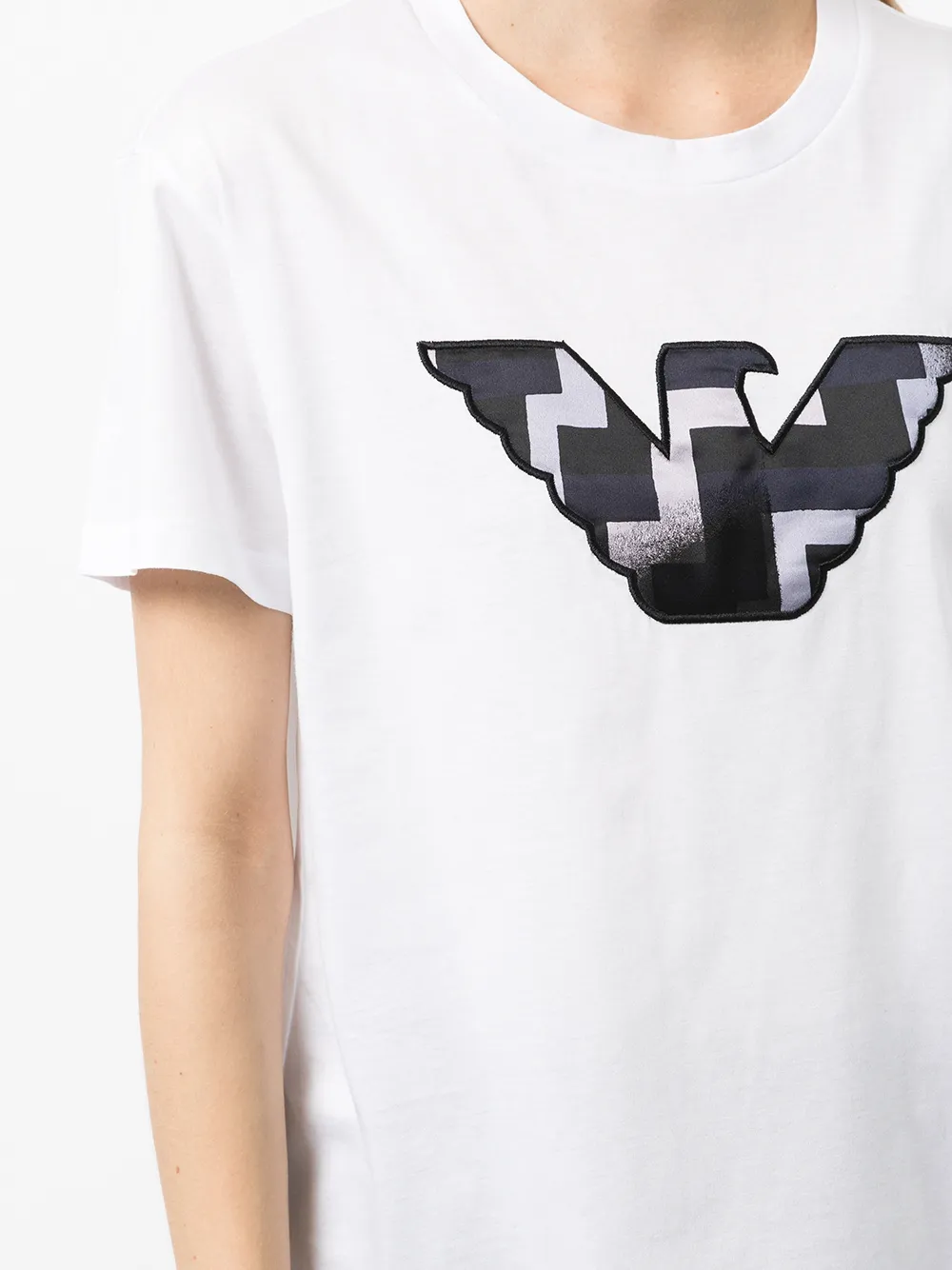 фото Emporio armani футболка с логотипом