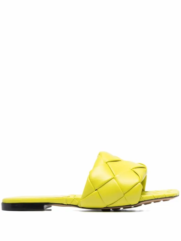 bottega veneta lido flat leather sandals