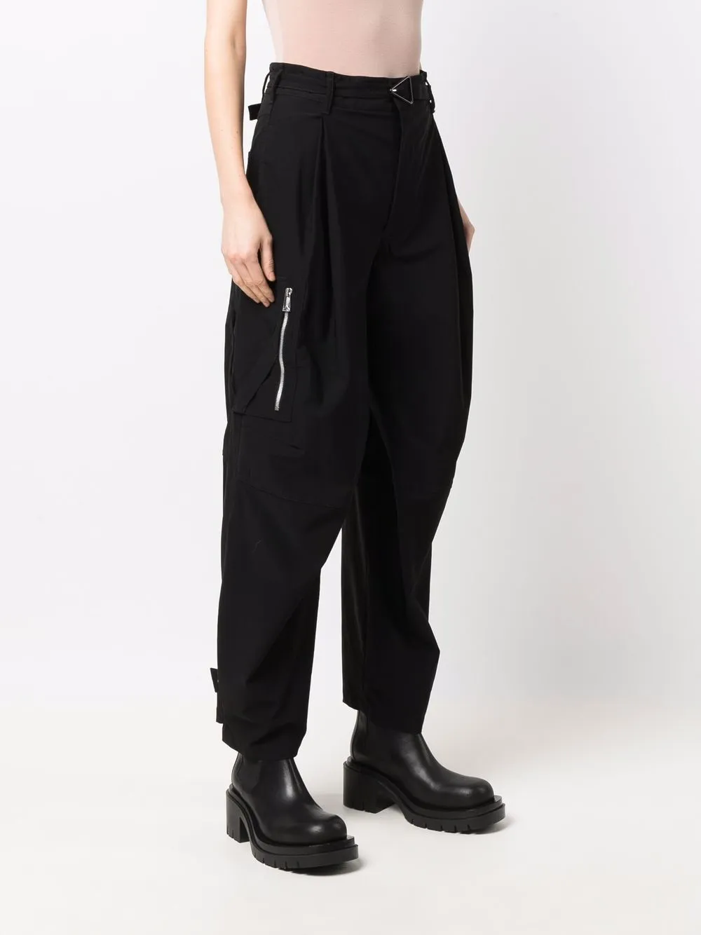 фото Bottega veneta зауженные брюки карго