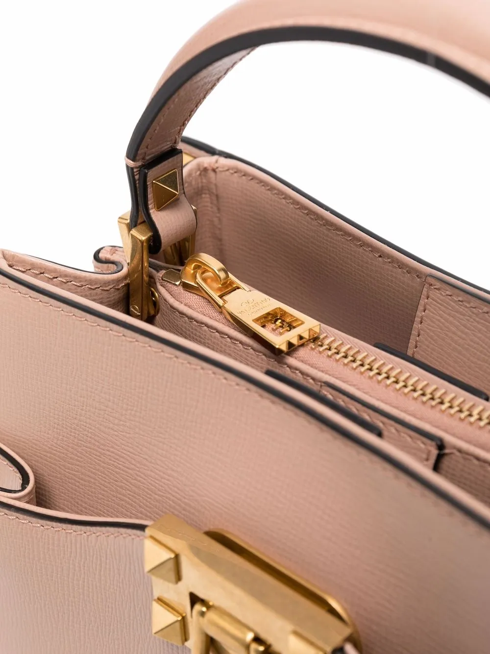 фото Valentino garavani сумка-тоут размера мини с декором rockstud