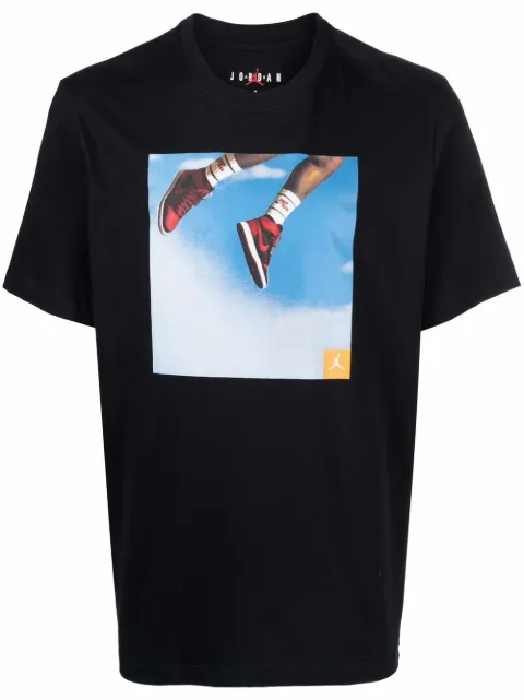 Nike graphic-print short-sleeved T-shirt