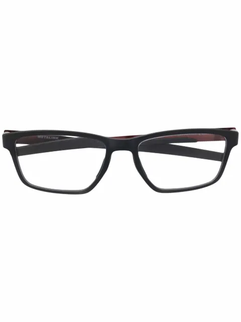 Oakley نظارة بإطار مستطيل