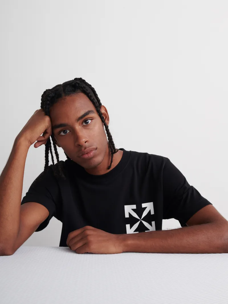KURZÄRMELIGES T-SHIRT MIT PFEIL