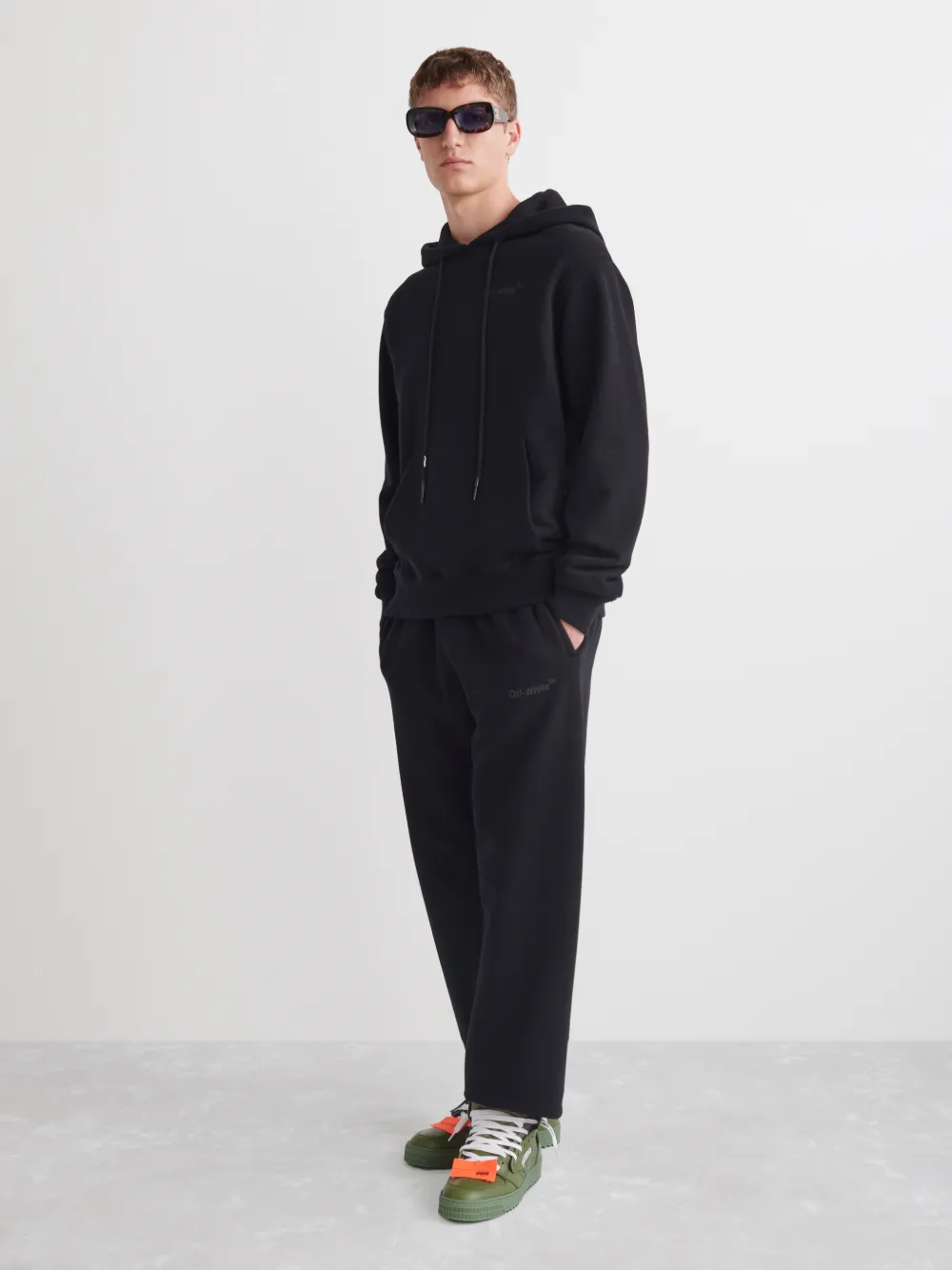 DIAG TAB SCHMALER HOODIE