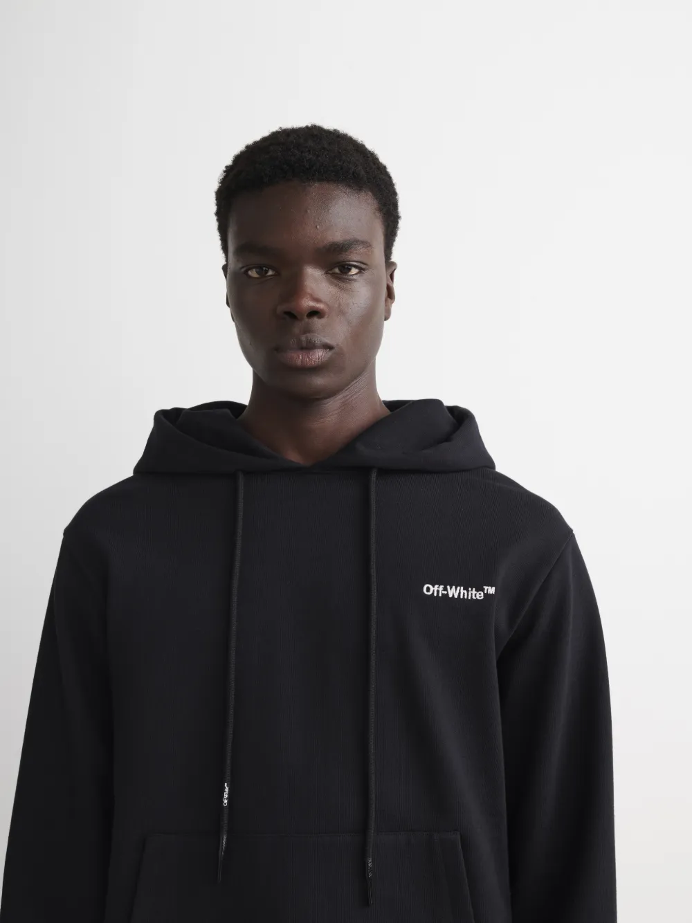 HELVETICA ENGER HOODIE