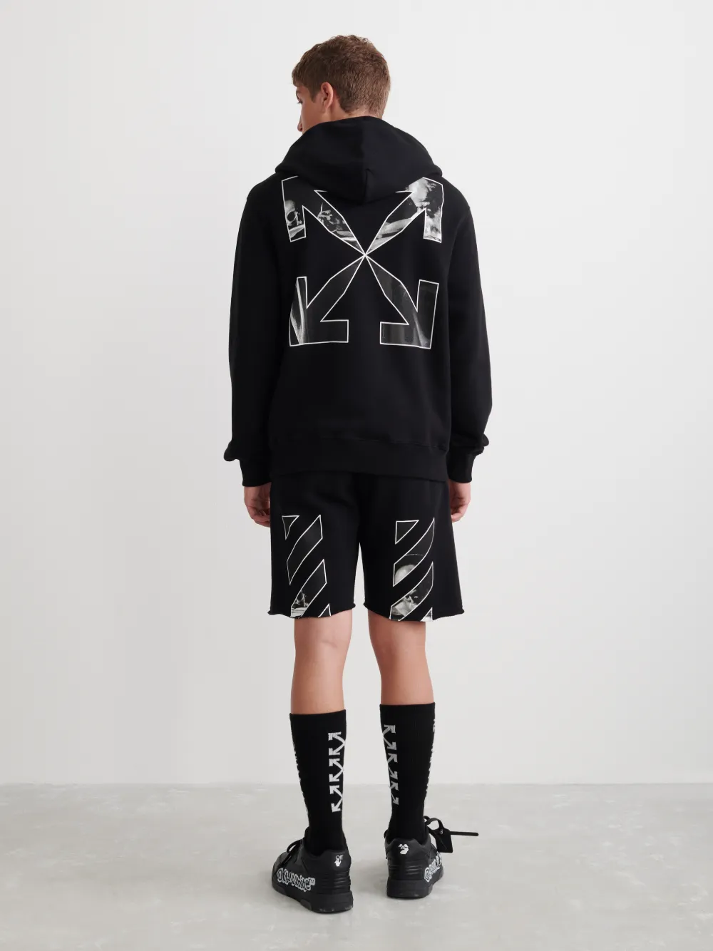 CARAVAGGIO ARROW SLIM ZIP HOODIE in black | Off-White™ Official DK