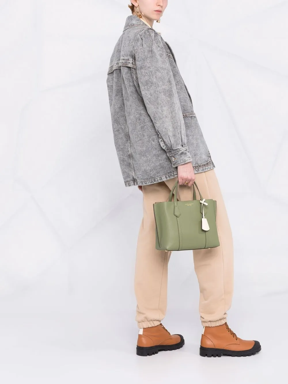 фото Tory burch маленькая сумка perry