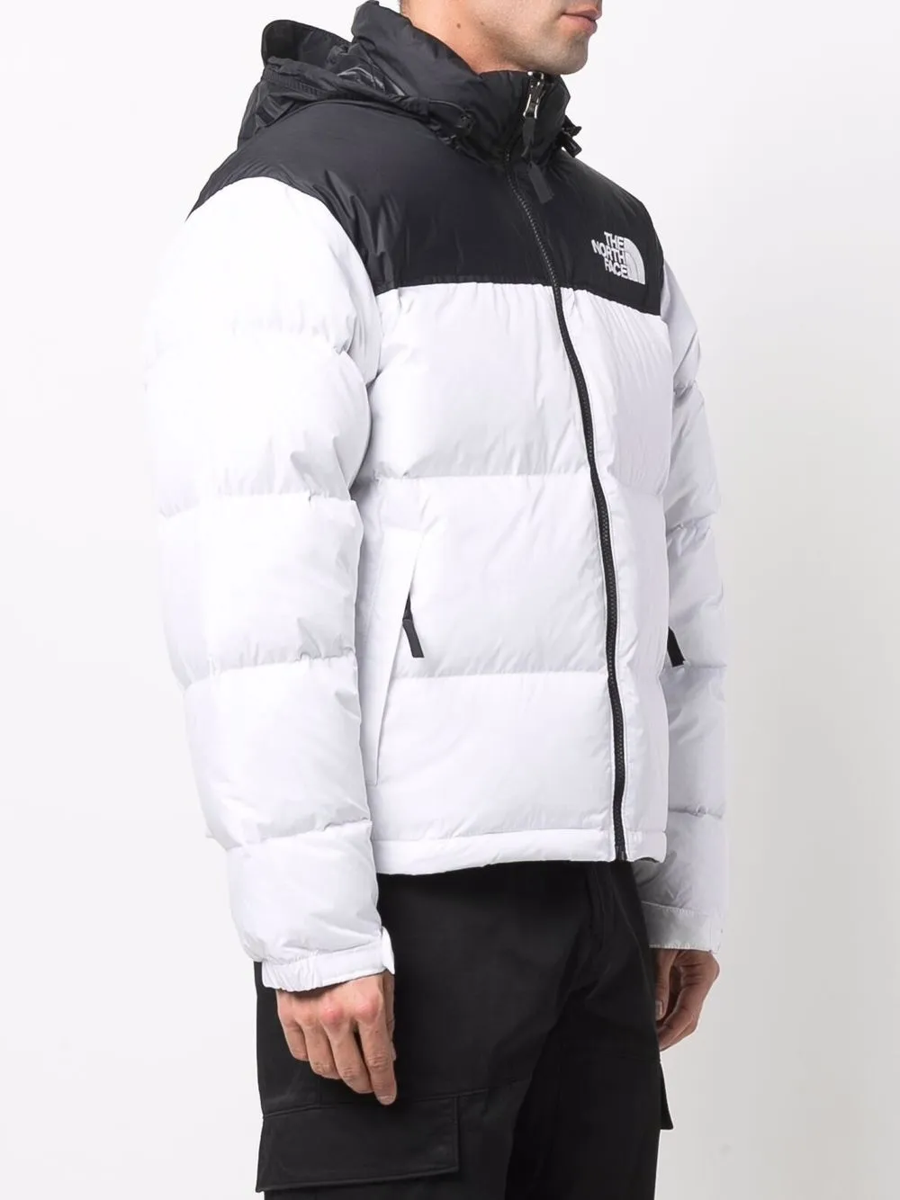 фото The north face пуховик в стиле колор-блок