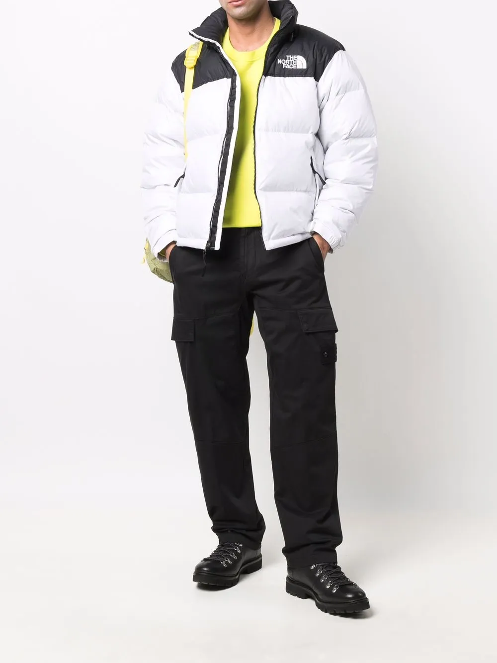 фото The north face пуховик в стиле колор-блок