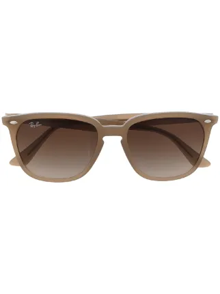 Ray-Ban