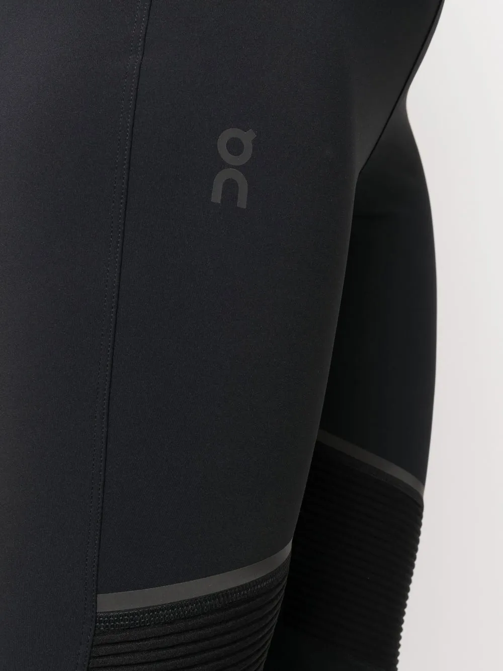 On Running highwaisted Zip Ankles Leggings Farfetch