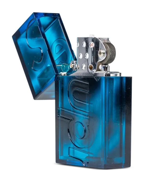 Zuukaページ Supreme x Tsubota Pearl Hard Edge Lighter | Blue | FARFETCH