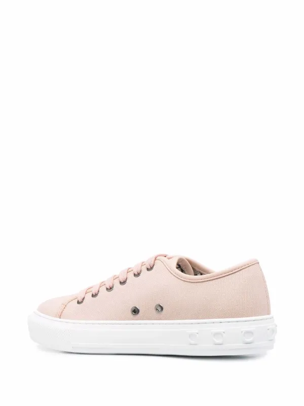 FERRAGAMO★素敵！WOMEN PINK LEMONADE CANVAS LOGO SNEAKERS Ferragamo logo-embossed low-top Sneakers | Pink | FARFETCH SG