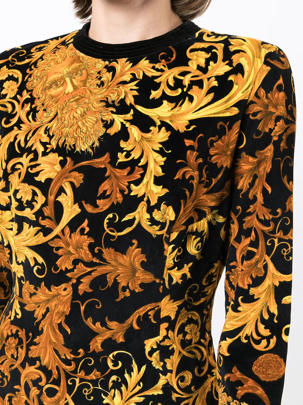фото Versace pre-owned платье 1990-х годов с принтом barocco