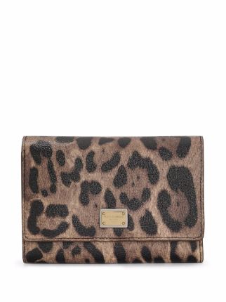 Shop Dolce & Gabbana leopard-print crespo bifold wallet with Express  Delivery - FARFETCH