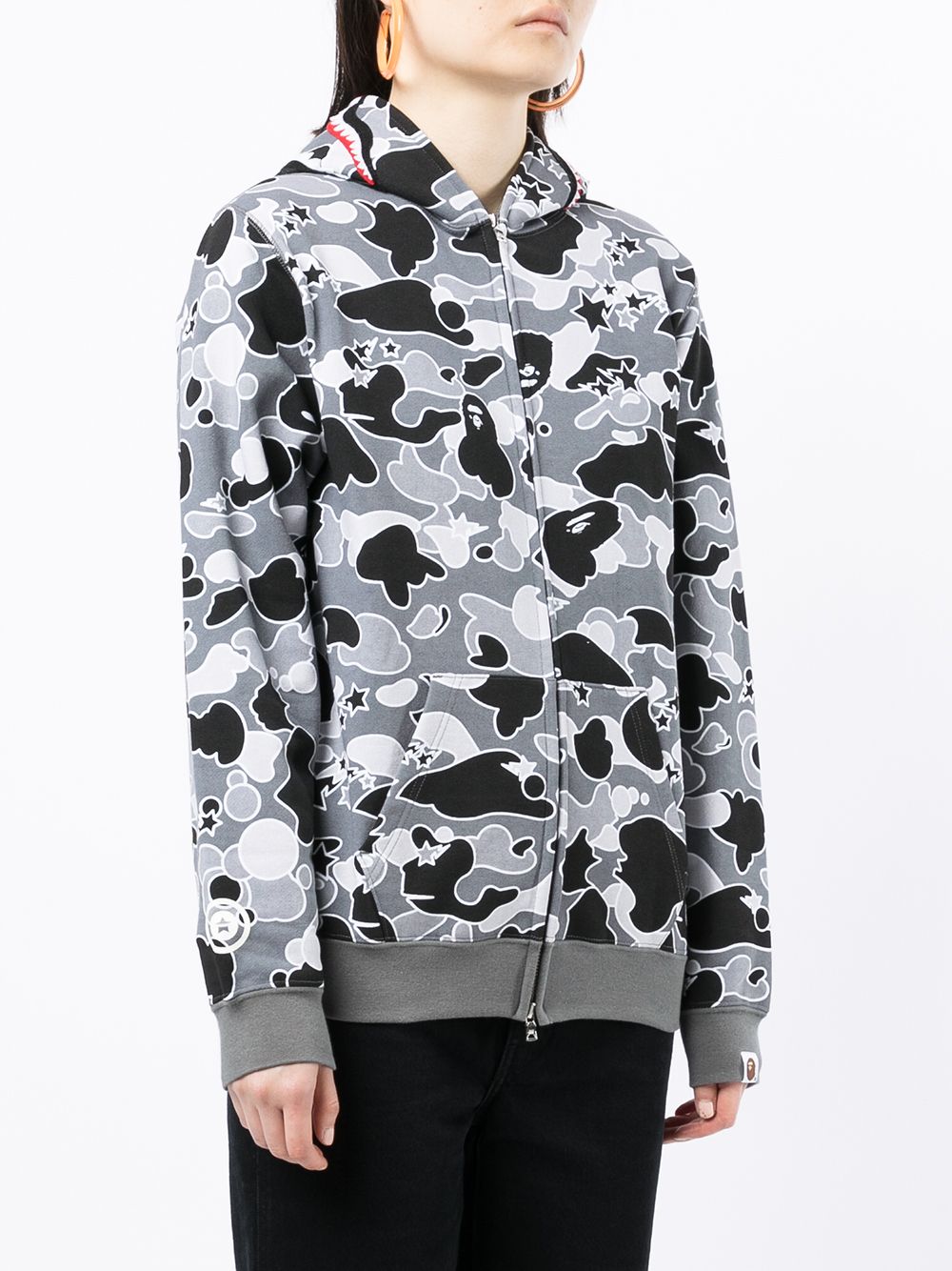 фото A bathing ape® худи shark на молнии с камуфляжным принтом