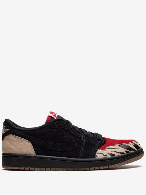 Jordan x Solefly Air Jordan 1 Low "Carnivore" スニーカー