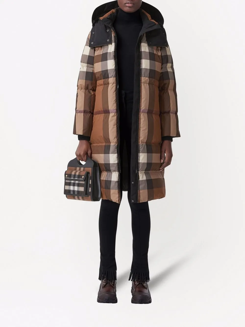 фото Burberry пуховик в клетку