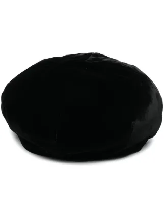 Armani beret outlet