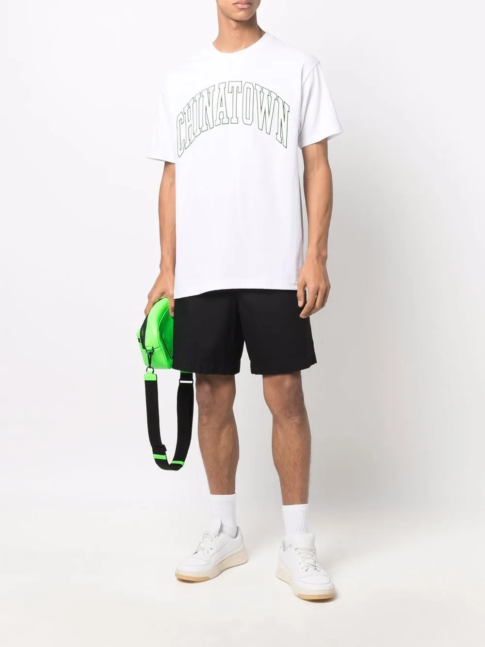 фото Market футболка с надписью