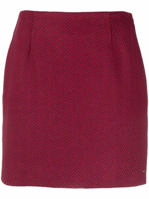 Tommy Hilfiger falda corta de tejido chevron 